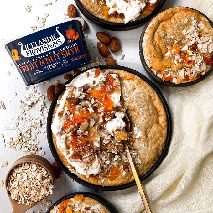 Cover Image for Fruit & Nut Peach Apricot & Almonds Baked Oats
