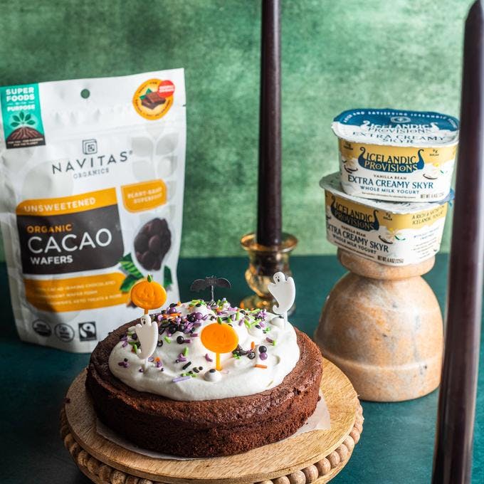 Cover Image for Flourless Chocolate Cake with Navitas Organics Cacao and Whipped Extra Creamy Vanilla Bean Skyr